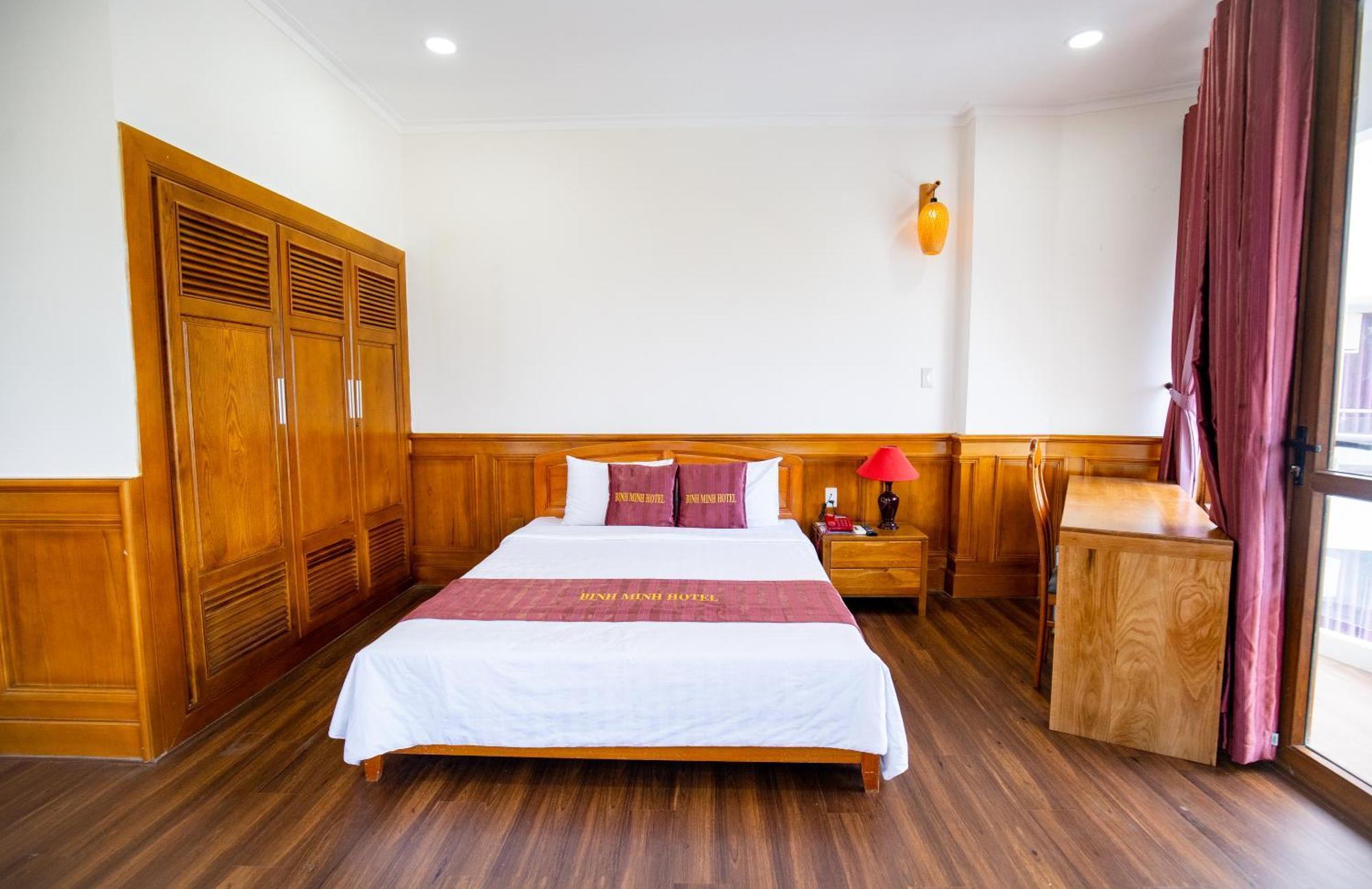 Hotel Khach San Binh Minh Phan Thiết Esterno foto