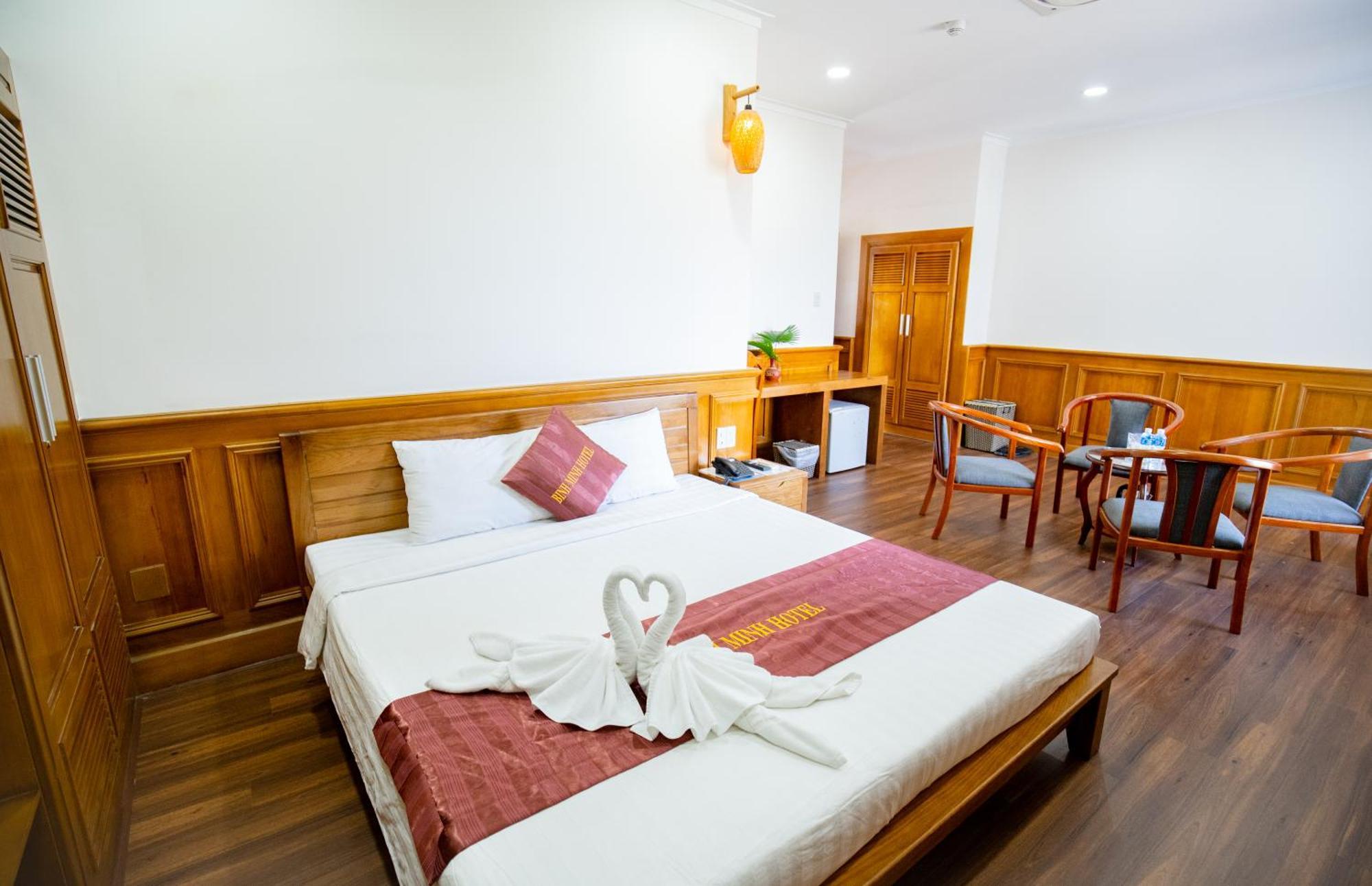 Hotel Khach San Binh Minh Phan Thiết Esterno foto