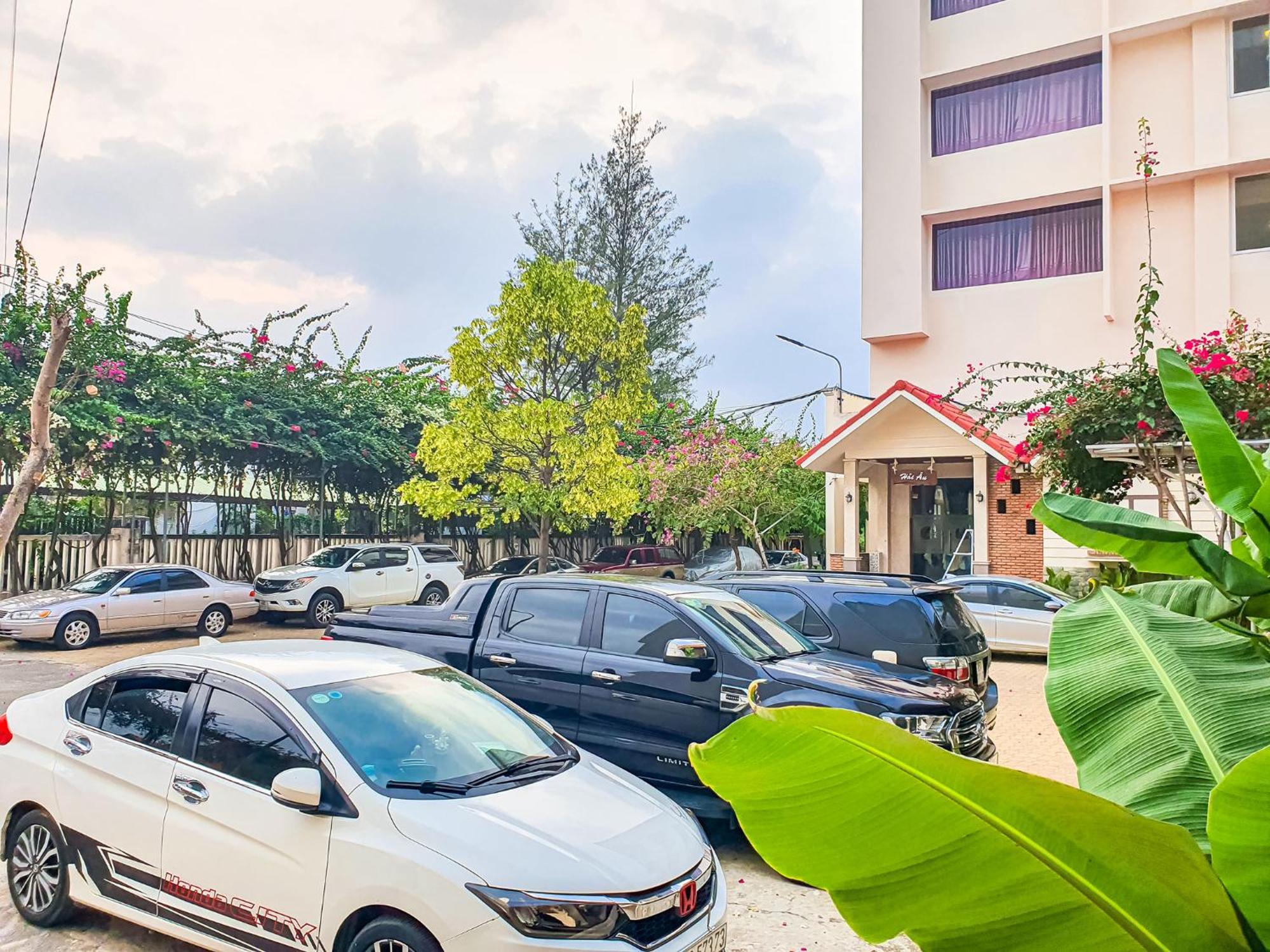 Hotel Khach San Binh Minh Phan Thiết Esterno foto