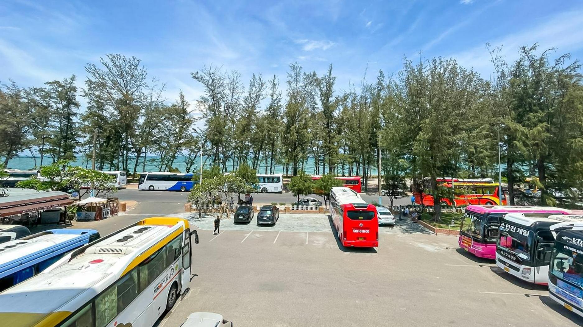 Hotel Khach San Binh Minh Phan Thiết Esterno foto