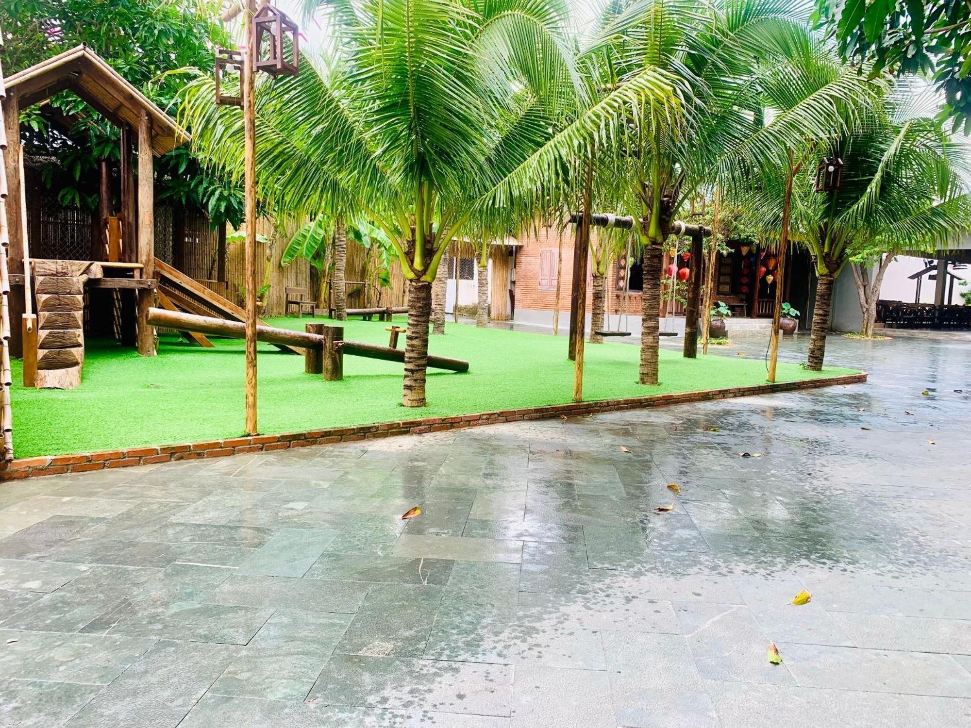 Hotel Khach San Binh Minh Phan Thiết Esterno foto