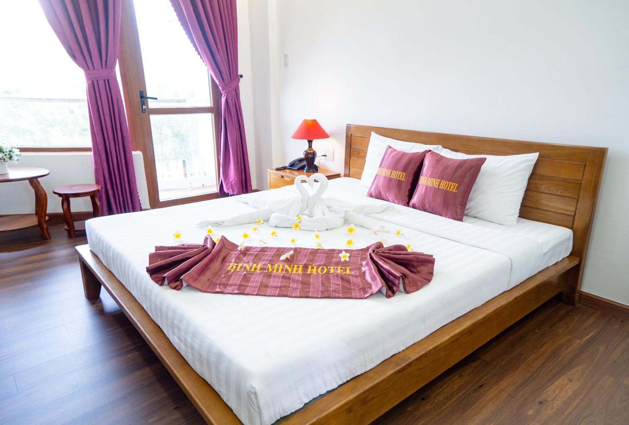 Hotel Khach San Binh Minh Phan Thiết Esterno foto